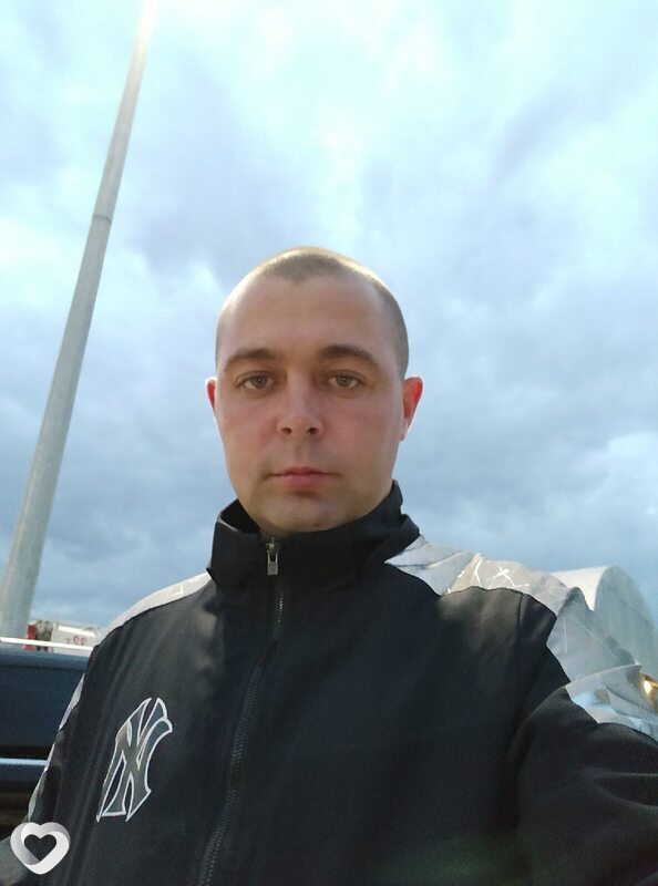 Артём, 33, Красном Луче — анкета №1583556