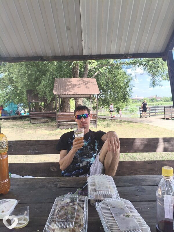 Максим, 31, Красном Луче — анкета №1583858