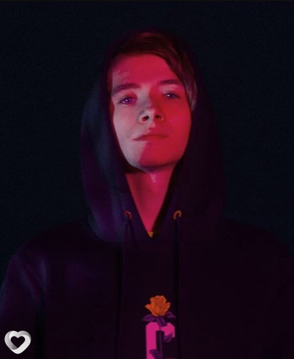 Павел, 24, Москве — анкета №1584456