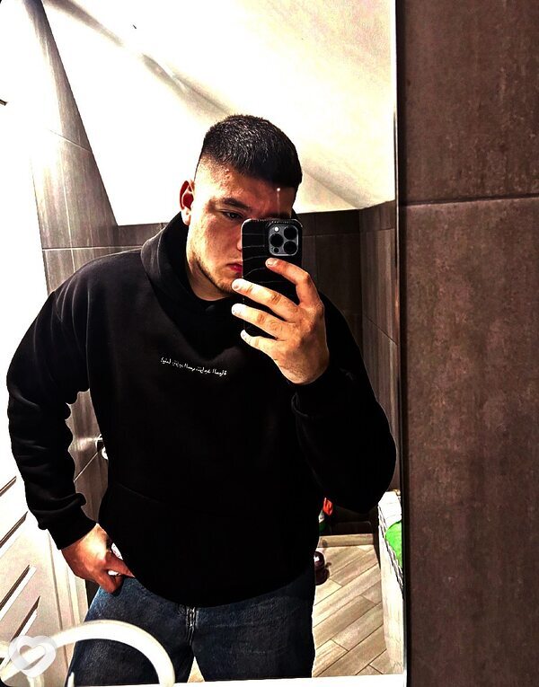 Nurik, 22, Калуге — анкета №1585061