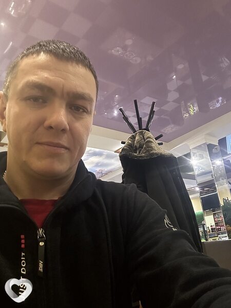 Максим, 42, Новоалтайске — анкета №1585791