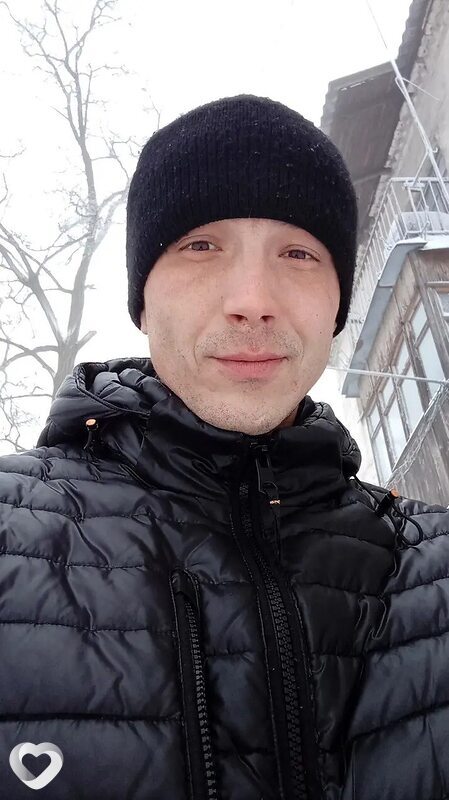Санек, 34, Снежном — анкета №1586152
