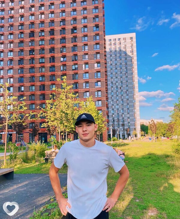 Элбек, 21, Москве — анкета №1586710