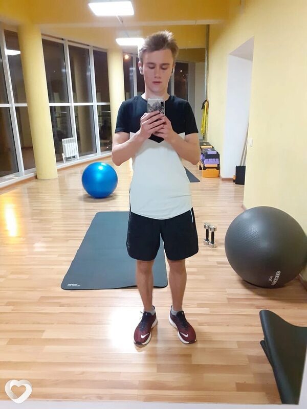 Леонид, 23, Кисловодске — анкета №1587347
