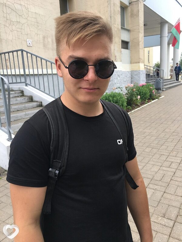 Евгений, 22, Витебске — анкета №1587642