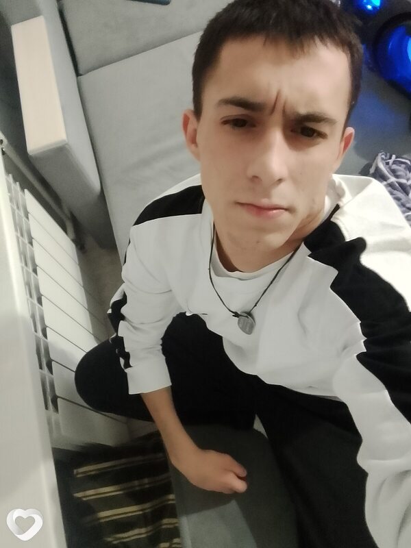 Алексей Белов, 24, Томске — анкета №1587959