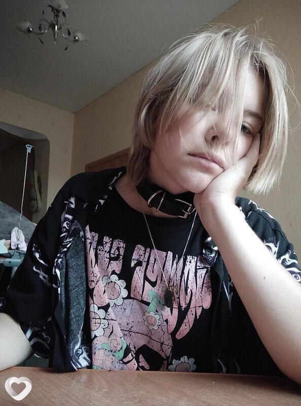 Карина, 21, Новокузнецке — анкета №1591365