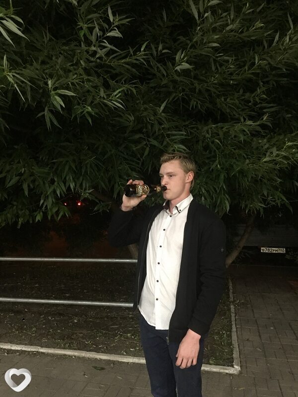 Кирилл, 26, Магнитогорске — анкета №1588276