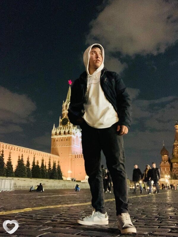 Алик, 27, Москве — анкета №1589086