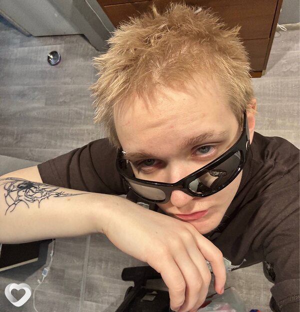Greg, 20, Петрозаводске — анкета №1588724