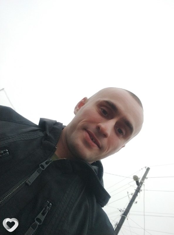 Максим, 29, Изюме — анкета №1589167