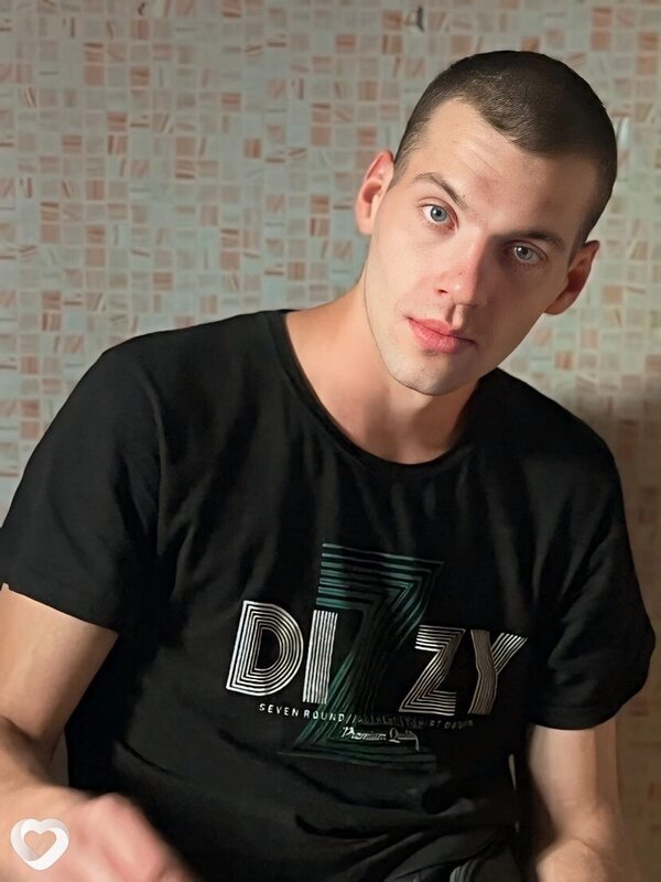 Илья, 24, Иванове — анкета №1588973