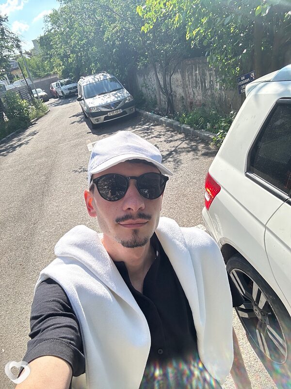Alex, 27, București — анкета №1589200