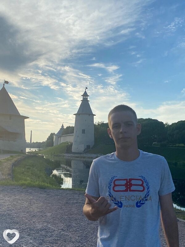 Антон, 23, Москве — анкета №1589640