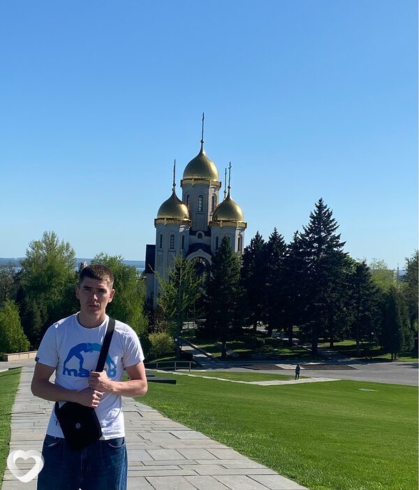 Артём, 25, Москве — анкета №1590484
