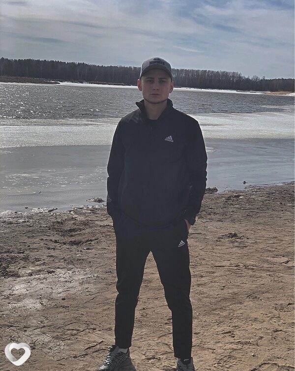 Сергей, 24, Димитровграде — анкета №1590732