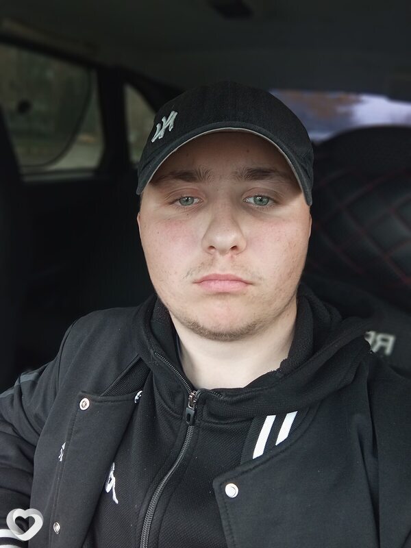 Алексей, 22, Макеевке — анкета №1591080