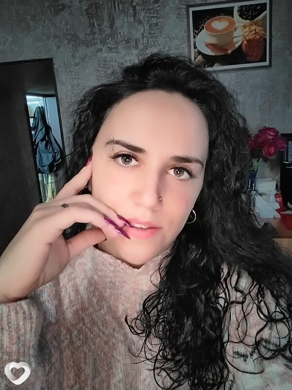 Нина, Брянка