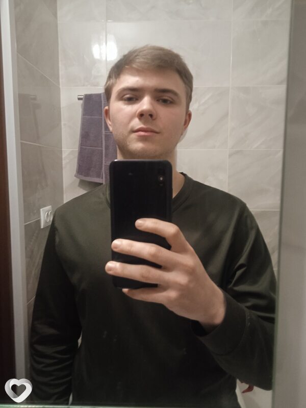 Максим, 20, Кривое Роге — анкета №1592385