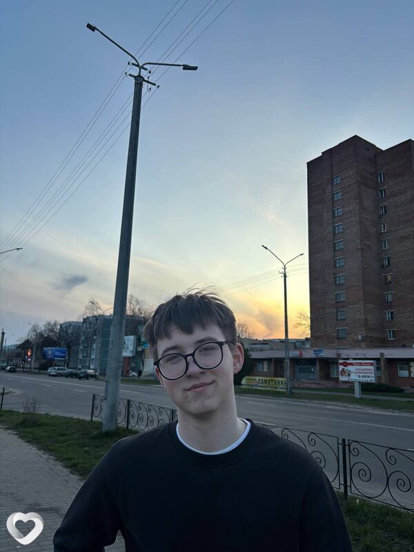 Давид, 19, Минске — анкета №1593144