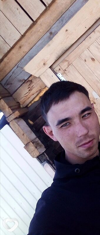 Юрий, 29, Улан-Удэ — анкета №1593919