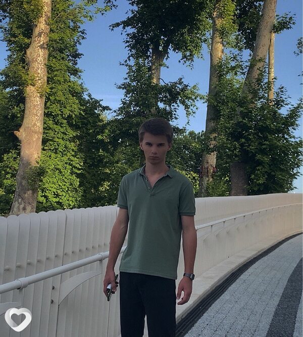 Денис, 21, Сочи — анкета №1593805