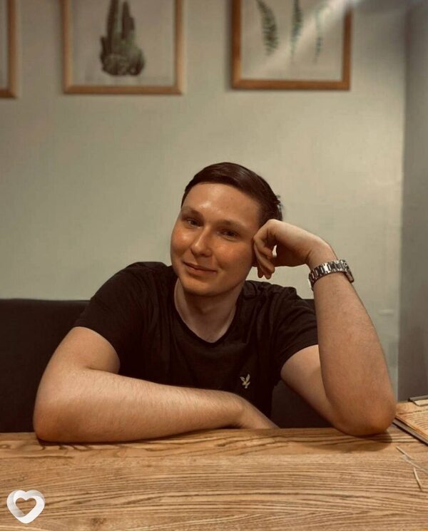 Михаил, 25, Москве — анкета №1595381