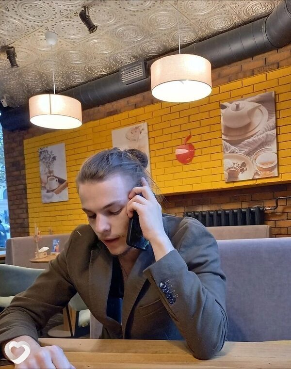 Юрий, 25, Москве — анкета №1595628