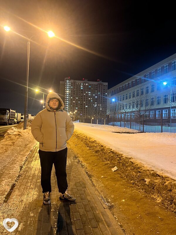 Омадбек, 22, Москве — анкета №1595600