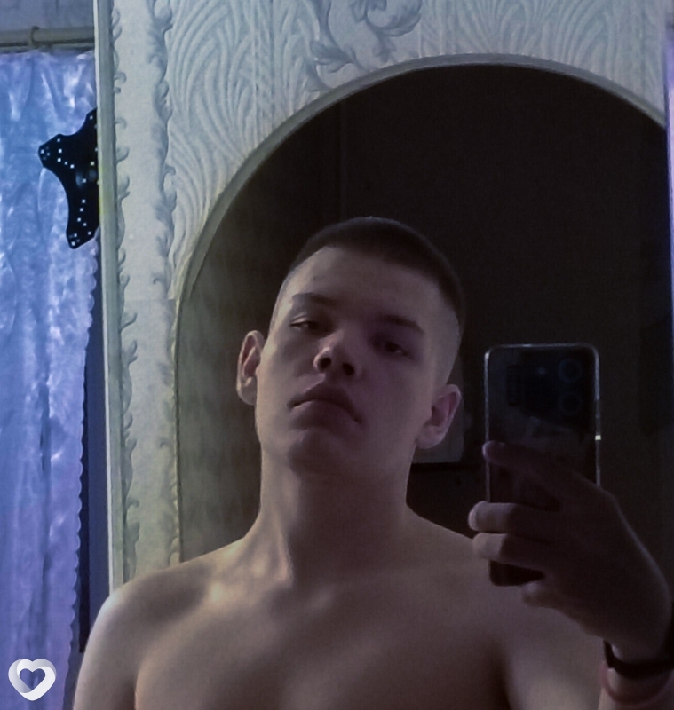 Даниил, 21, Кунгуре — анкета №1596317