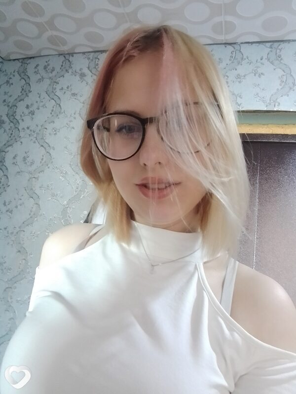 Людмила, 22, Брянске — анкета №1596547