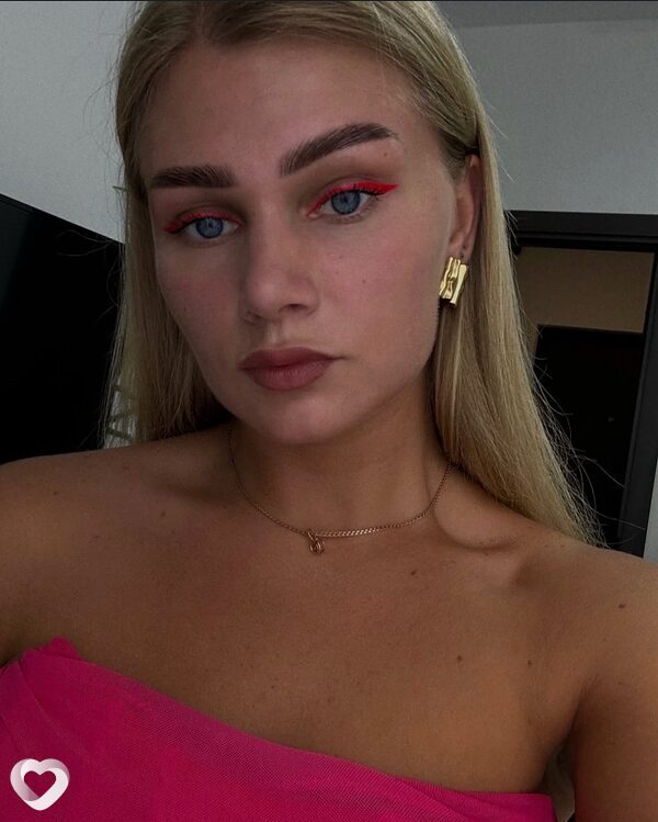Анна, 28, Кореновске — анкета №1598585