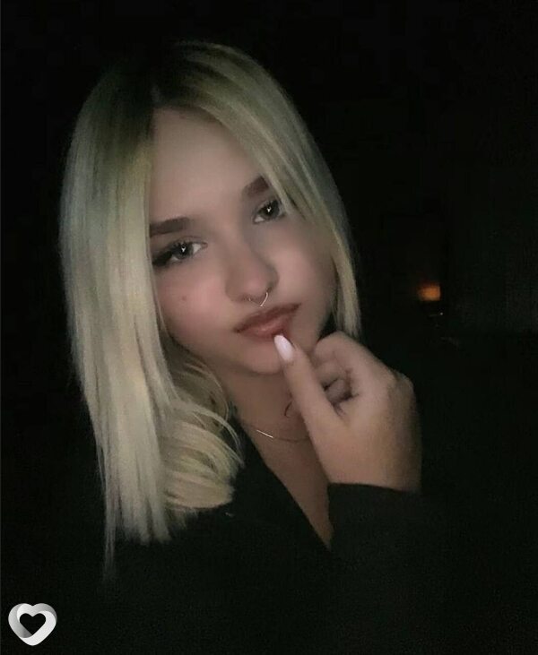 Оксана, 22, Могилев — анкета №1596707