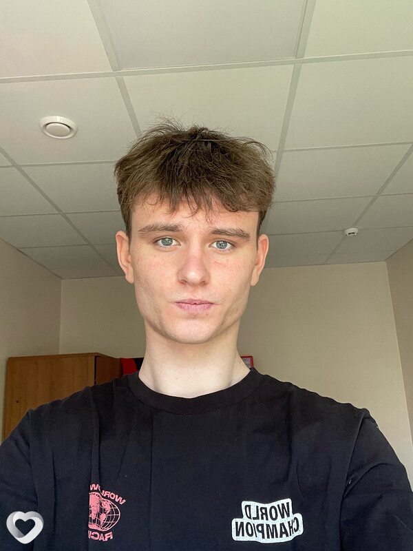 Алексей, 20, Москве — анкета №1597495