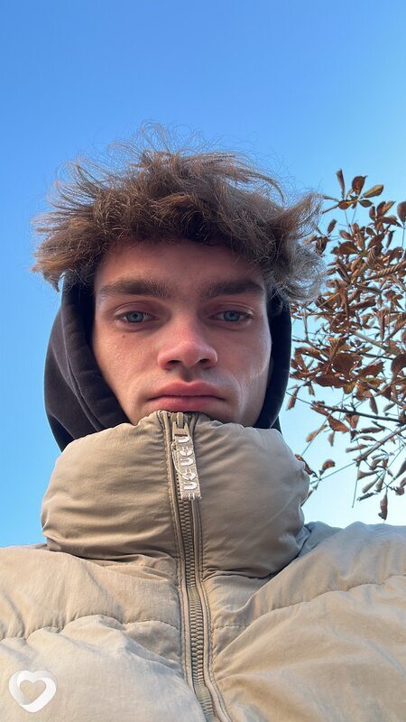 Артем, 24, Калининграде — анкета №1597294