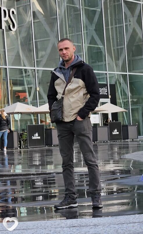 Roman, Париж