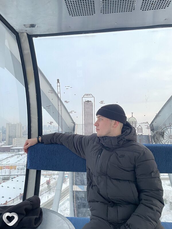 Евгений, 24, Москве — анкета №1598129