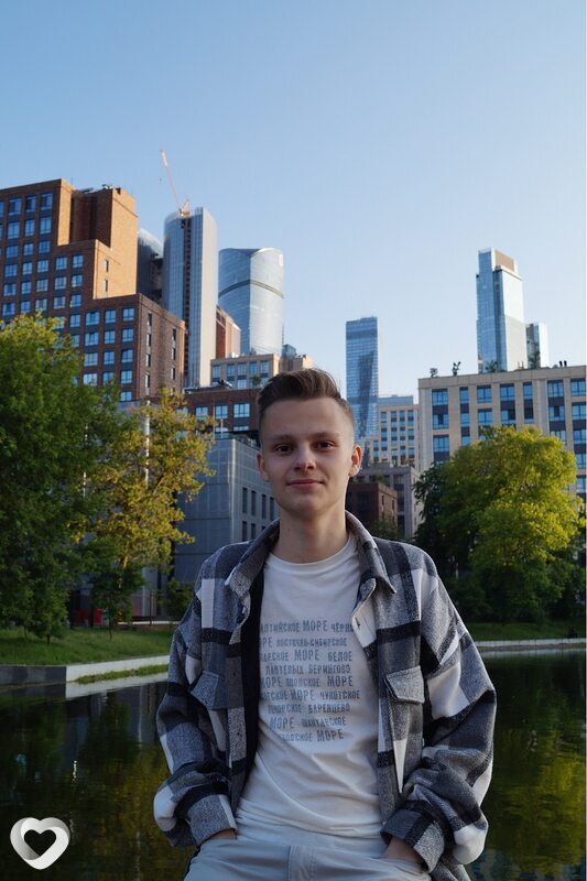 Иван, 22, Москве — анкета №1597788