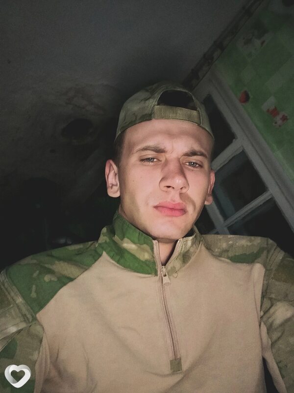 Артем, 23, Санкт-Петербурге — анкета №1598091