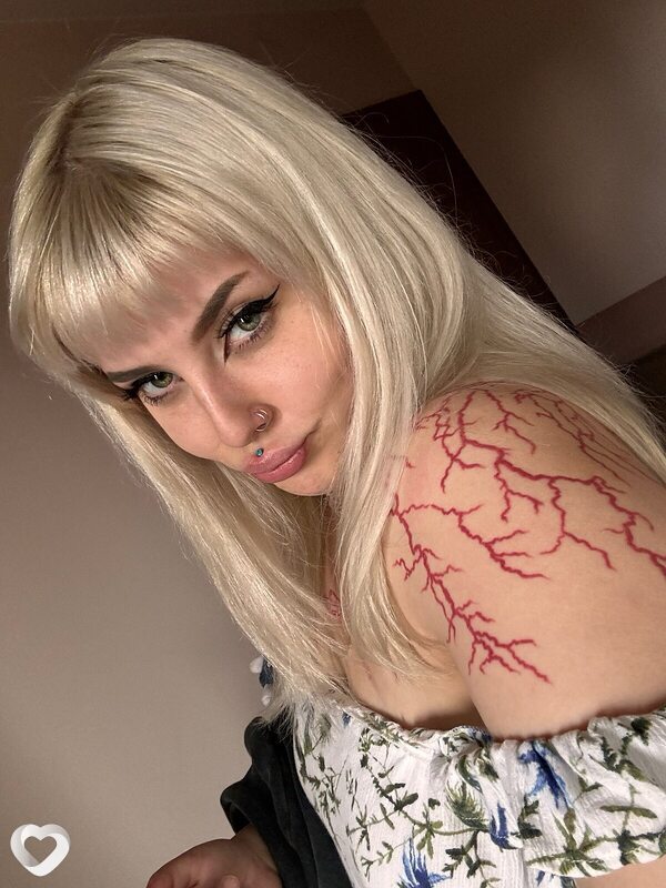 Кристина, 25, Новосибирске — анкета №1598440
