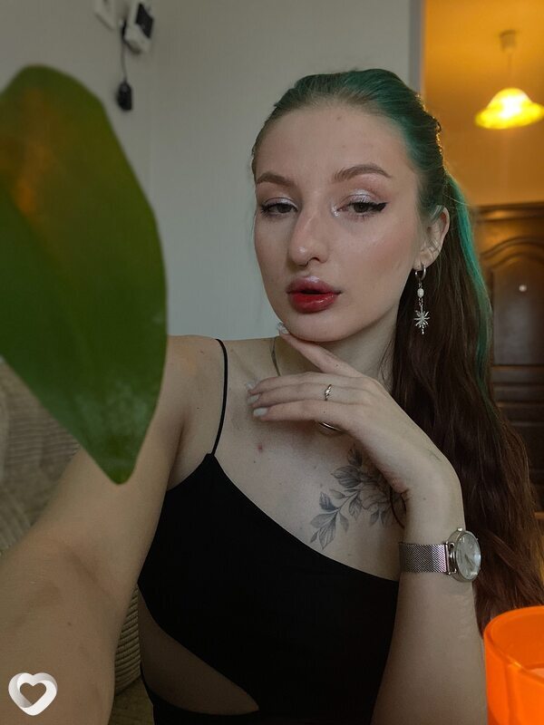 Даша, 23, Великом Новгороде — анкета №1600500