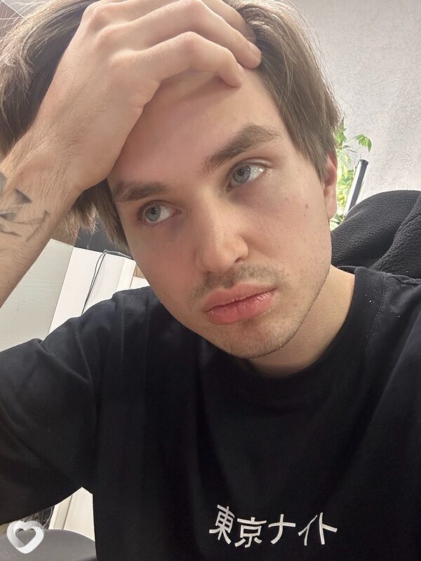 Александр, 26, Санкт-Петербурге — анкета №1600429