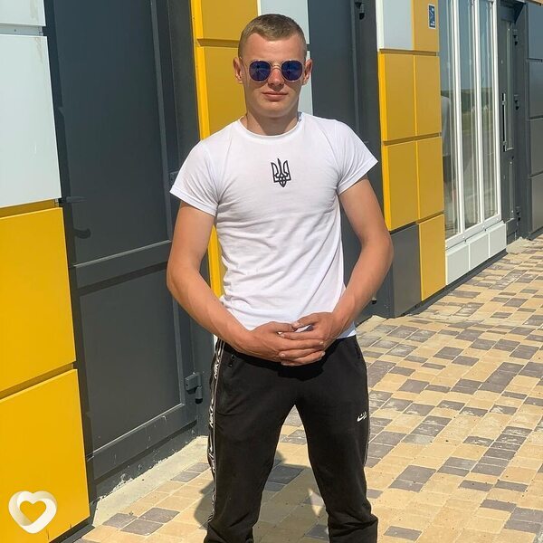 Максим, 22, Виннице — анкета №1600754
