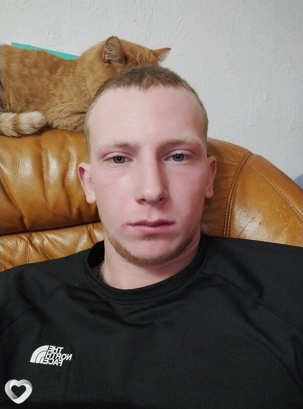 Дмитрий, 21, Омске — анкета №1600903