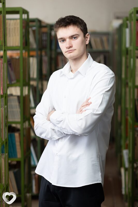 Артем, 20, Смоленске — анкета №1601491