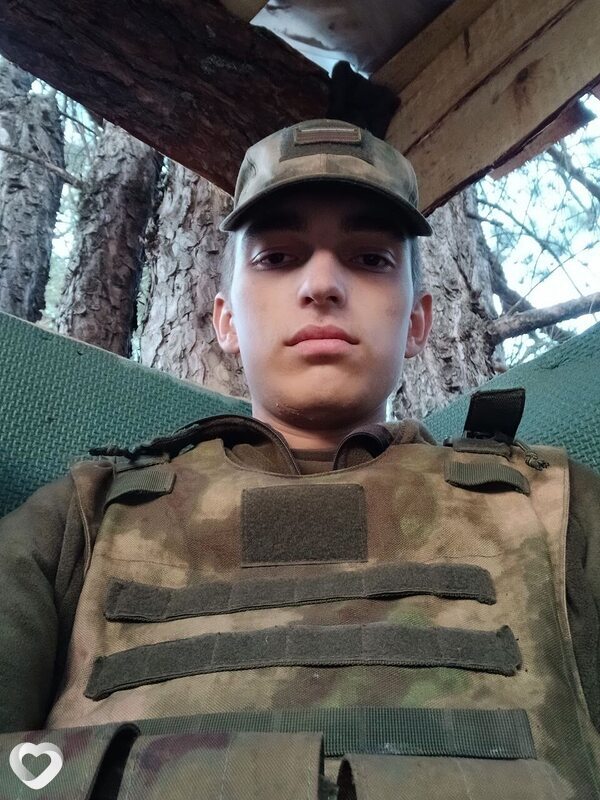 Никита, 22, Москве — анкета №1601492
