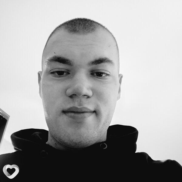 Макс, 21, Кривое Роге — анкета №1601572