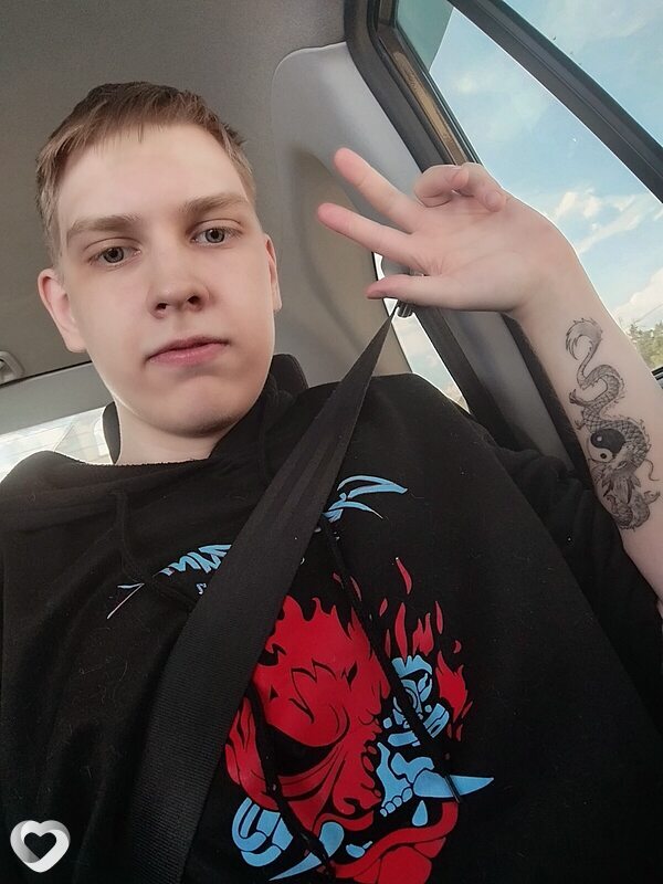Дима, 21, Екатеринбурге — анкета №1602292