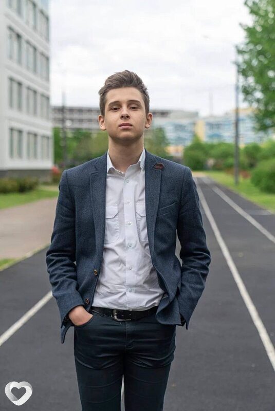 Кирилл, 20, Москве — анкета №1602572