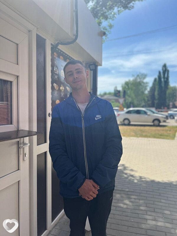 Николай, 25, Армавире — анкета №1602678